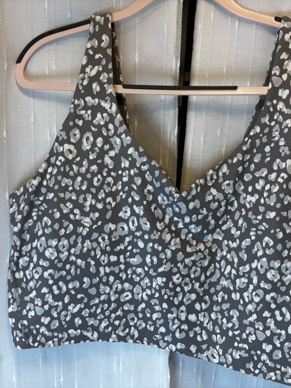 Old Navy Gray and White Leopard Print  sports bra XXL